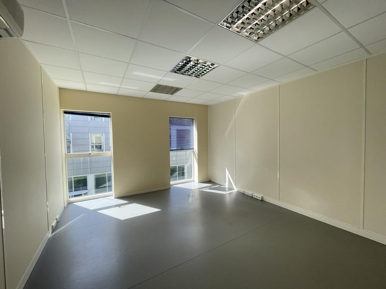 Bureau Rennes 273m² Location bureau Rennes Ille-et-Vilaine OLBUR2422059 4